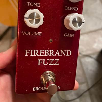 Broughton Firebrand Fuzz 2025 - Red Sparkle image 3