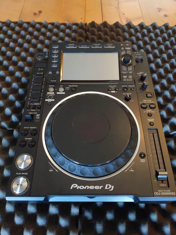 Pioneer CDJ-2000NXS2 Nexus 2 - Black image 1