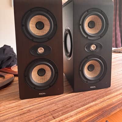 Focal Shape Twin 2.5-Way Active Studio Monitor Pair 2010s - Black image 1