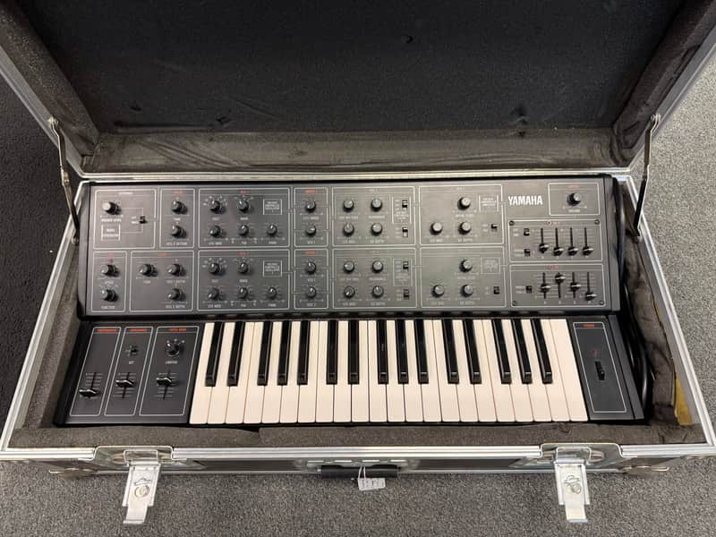 Yamaha CS-15 37-Key Monophonic / Duophonic Analog Synthesizer | Reverb