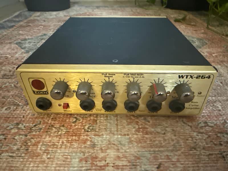 Eden Amplification WTX264 World Tour 264-Watt 4 Ohm Bass Head