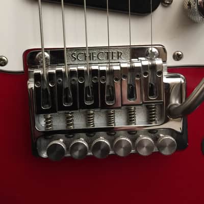 Schecter  Strat 1985 Candy apple red image 10