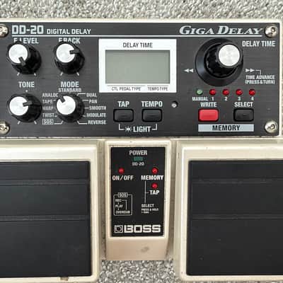 Boss DD-20 Giga Delay 2005 - Present - White image 1