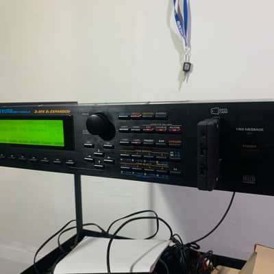 Roland JV-2080 64-Voice Synthesizer Module 1997 - 2000 - Black w/ 4MB memory card image 3
