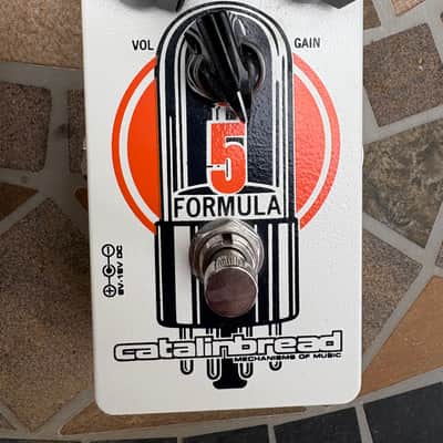 Catalinbread Formula 5 2010s - White image 1