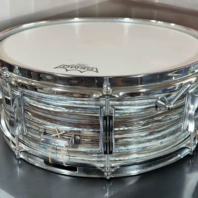 Ludwig No. 908 Jazz Festival 5x14" 8-Lug Snare Drum w/ Keystone Badge -1965- Oyster Blue Pearl image 3