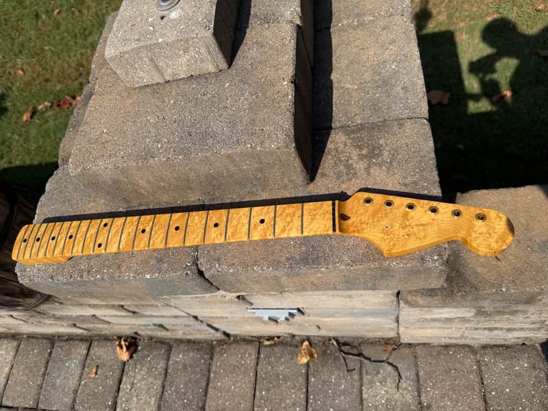 Warmoth Stratocaster Electric Guitar Neck Birdseye Maple Amber Tint Warmoth