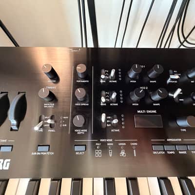 Korg Prologue 16 Polyphonic 61-Key 16-Voice Analog Synthesizer 2018 - Present - Black/Wood image 4