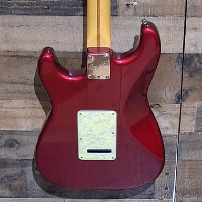 1997 Fender American Roadhouse Stratocaster W/OHSC and Candy image 8