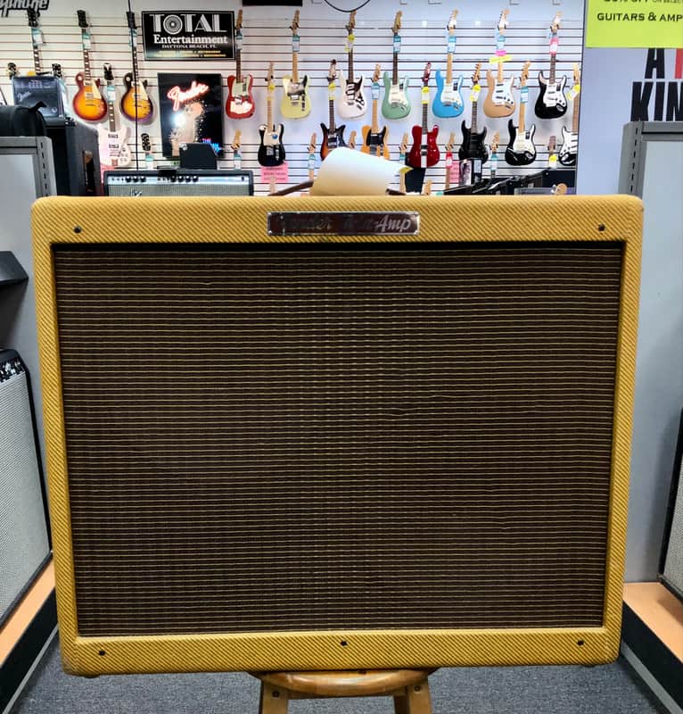 Fender ‘57 Twin Amp 2 Channel 40 Watt 2x12 Combo Made In USA - Pre Owned image 1