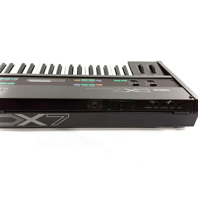 Used Yamaha DX-7 Vintage 61-Key Synthesizer image 11
