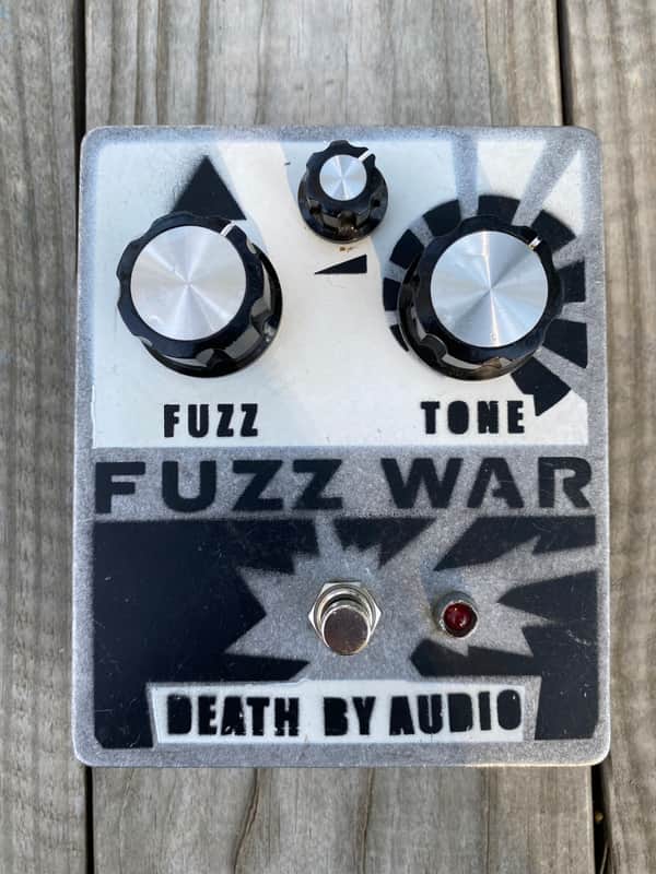 Death By Audio Fuzz War