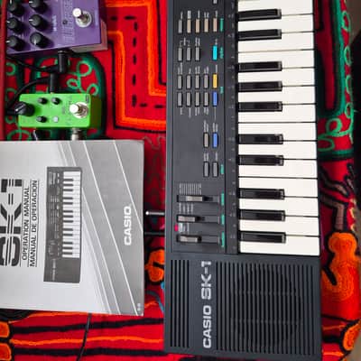 Casio SK-1 32-Key Sampling Keyboard 1986 - Black