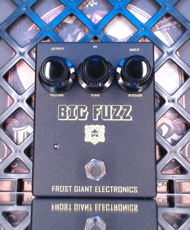 FROST GIANT ELECTRONICS -BLACK RUSSIAN- #176 Authorized Dealer image 1