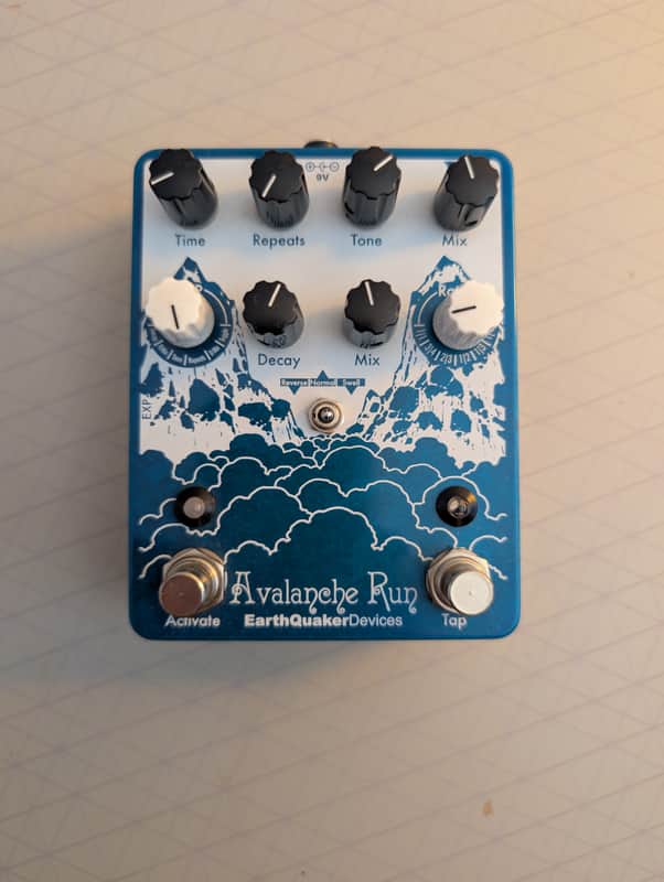 EarthQuaker Devices Avalanche Run Stereo Reverb & Delay with Tap Tempo