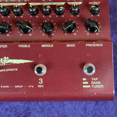 Yamaha DG Stomp (Model X5655) Digital guitar preamp and multi-effects pedal w/ Power Supply image 5