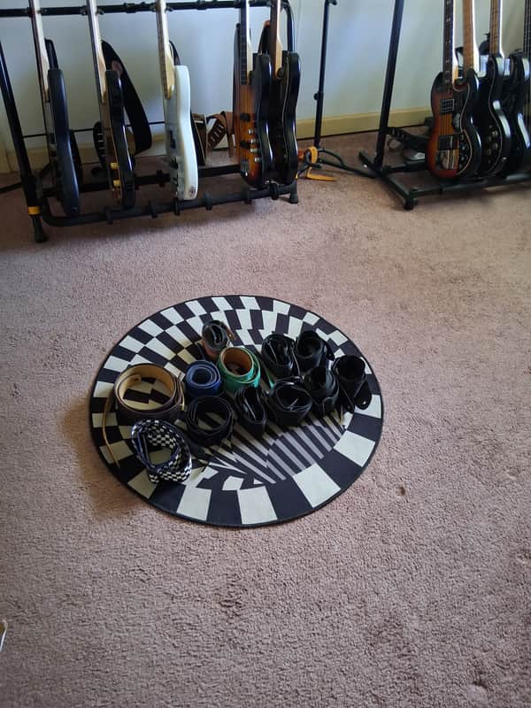Miscellaneous Lot image 1