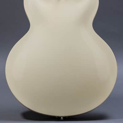 Gibson Custom '64 Trini Lopez 2022, Classic White image 5