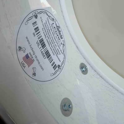 Ludwig Legacy Mahogany 'Jazz Fest' 5.5x14 Snare Drum in Silver Sparkle (Rm 4) image 6