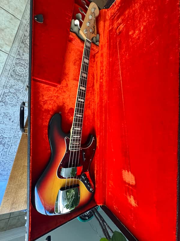 Fender Jazz 1970 - Sunburst MINT in OHSC - Excellent