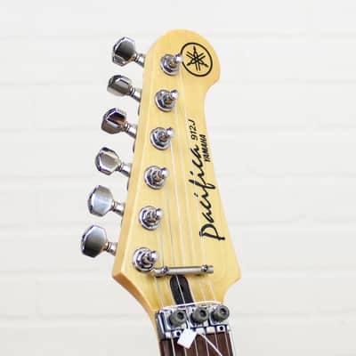Preowned 1996 Yamaha Pacifica 912J Electric Guitar w/ HSC - Metallic Berry image 6