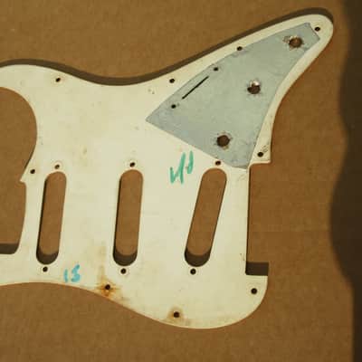 Original Vintage 1973 1974 Lefty Left Handed White Fender Stratocaster Strat Pickguard image 3