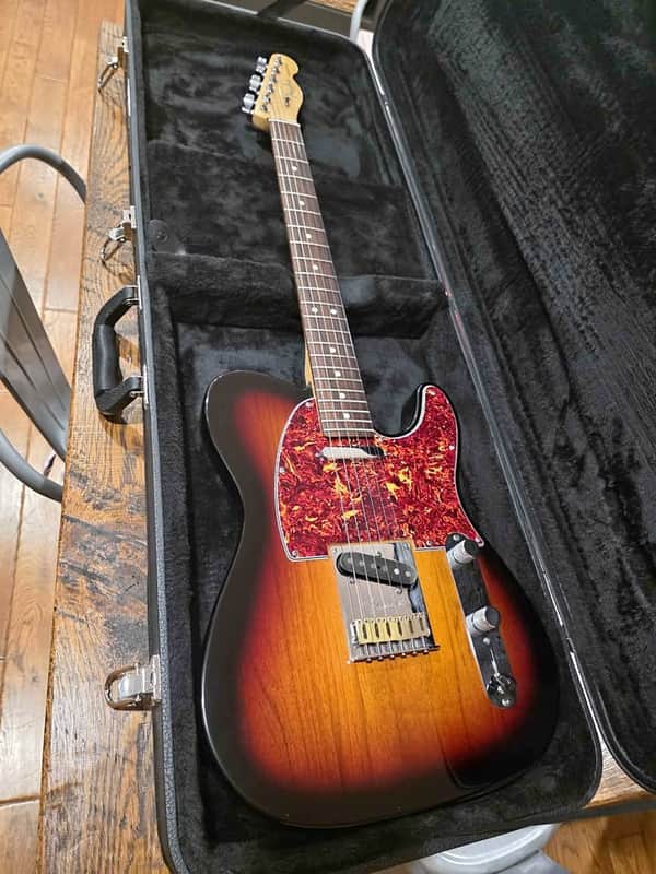 Fender American Standard Telecaster with Maple Fretboard 2008 - 2016 - 3-Color Sunburst