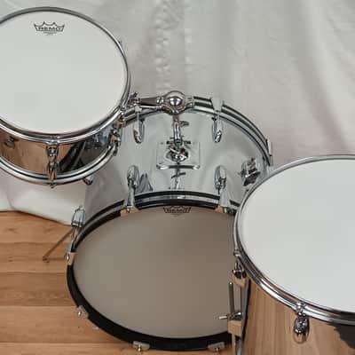 Slingerland 1970s Chrome Over Wood 3 Piece Kit- 12″/16″/20″ image 9