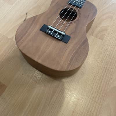 UKULELE TIARE CONCERT BLACK WALNUT image 2
