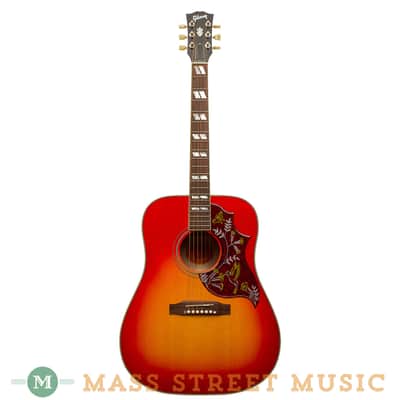 Gibson - 2014 Hummingbird Quilted Maple Cherry Sunburst Used image 2