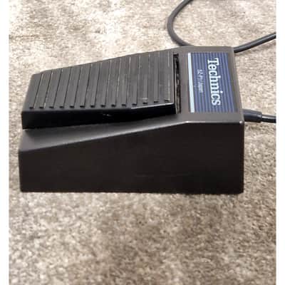 Technics SZ-P1 Sustain Pedal - Black – Sustain Pedal - Excellent image 5