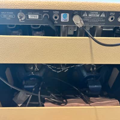 Fender Vibro-King 60-Watt 3x10" Guitar Combo 1994 - 2002 - Blonde imagen 3