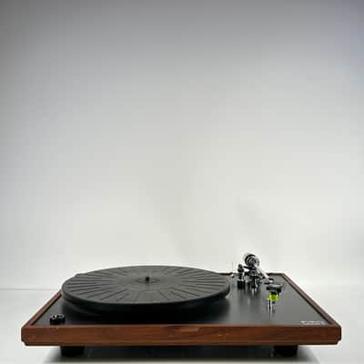 Rega Planar 2 Turntable w/ Grace G-707 Tonearm & Grace F9 Cartridge image 3