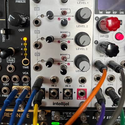 鍵盤楽器 Intellijel Designs Quad VCA Intellijel Designs Quad VCA