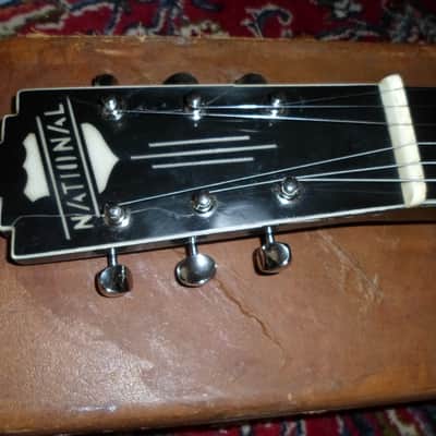 National New Yorker 4 knob early version  1930's W/ Case image 3