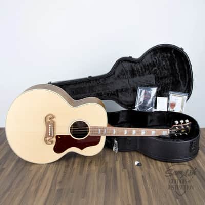 Gibson SJ 200 Studio Walnut Natural image 6