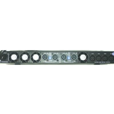 CVR D-2004 Series Professional Power Amplifier 1 Space 2000 Watts x4 at 8Ω BLACK image 2