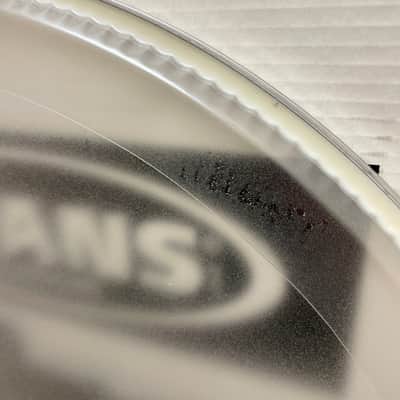 Evans EQ3 Resonant Bass Drum Head 24" Coated Clear image 5