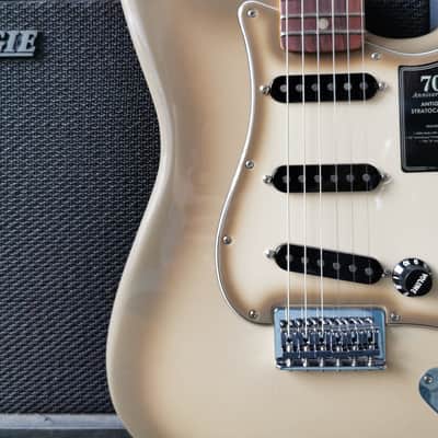 Fender 70th Anniversary Stratocaster Hardtail 2024 - Antigua Burst image 8