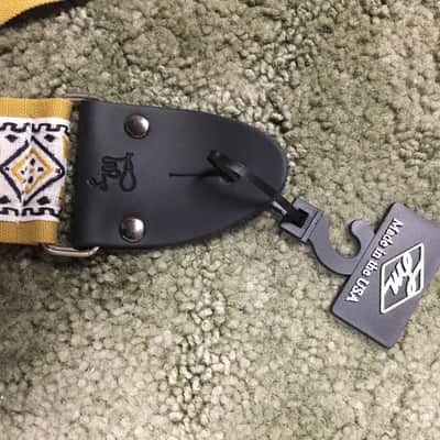LM FF-55 GO Yellow Jaquard RETRO pattern GUITAR strap NEW nylon - LEATHER ends image 2