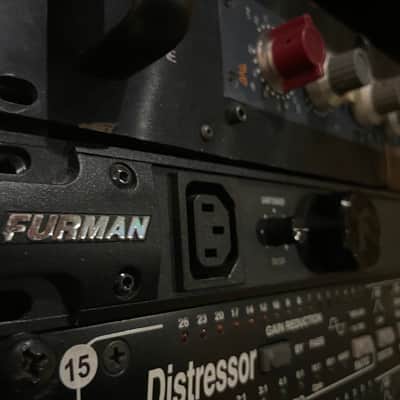 FURMAN PL-8CE Power Conditioner with Front Lights 10A image 10