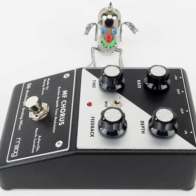 Moog Minifooger MF Chorus V2 MF06 Analog Effect + Neuwertig+ OVP + 1,5J Garantie image 6