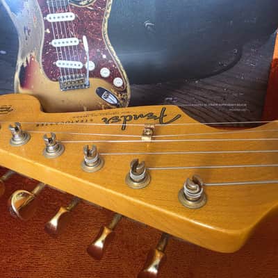 Fender Fender 1962 Stratocaster Relic Limited Edition 2022 2022 - Aged Atzec Gold image 8