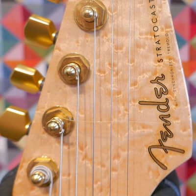 Fender Stratocaster Hank Marvin 40th Anniversary No.1 1998 - Fiesta Red image 5