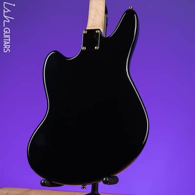 Bilt Relevator Bass VI 6-String Bass Guitar Black w/ Gold Plates image 4