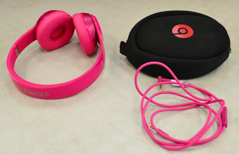 Beats Solo 2 Wired On-Ear Headphones (Pink) | Reverb