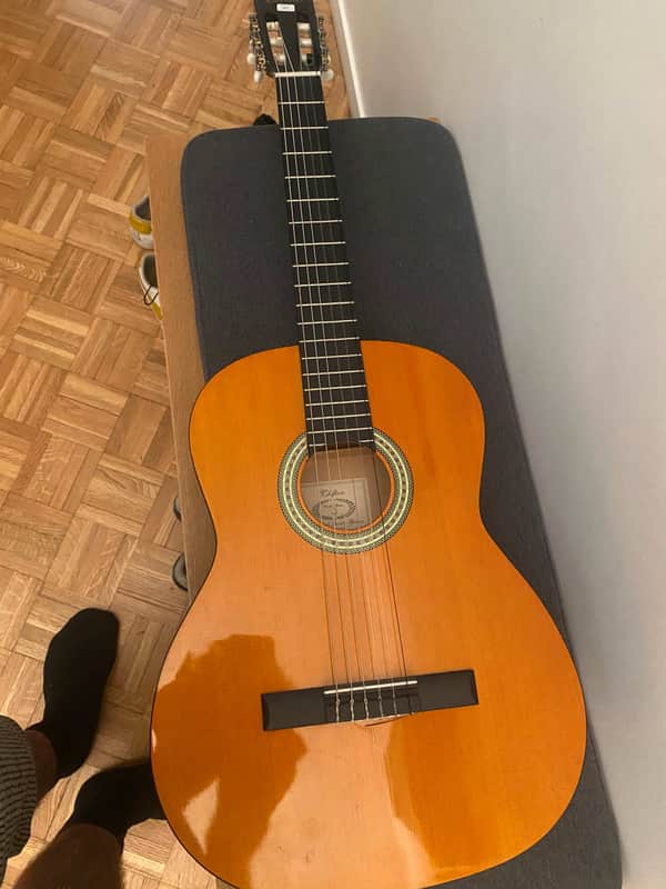Guitare classique clifton Guitare classique clifton image 1