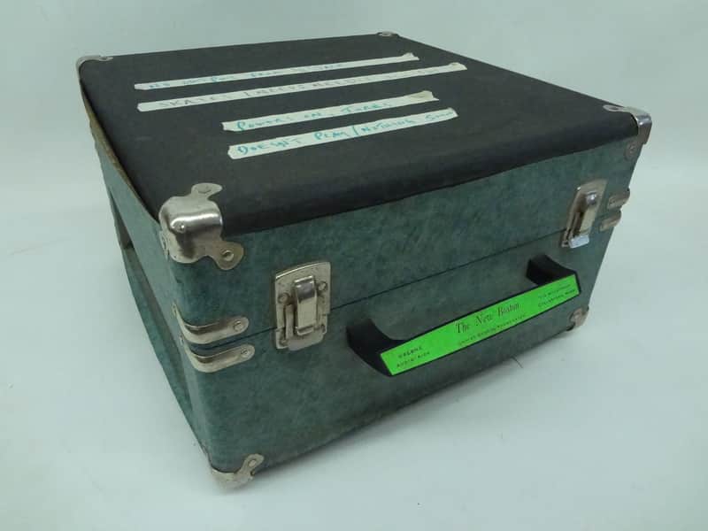 New Boston L2C-M10 Phonograph Record Player 1960's - For Parts or Restoration image 1