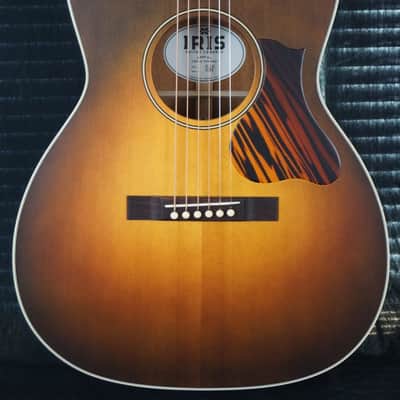 Brand New Iris Guitar Company OOO RCM 12 Fret Slot Head Burst Sitka Spruce / Mahogany 1-3/4" Nut image 3