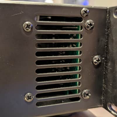 Peavey 700 Series Bass Amp Rack Mount Solid State 700 Watts Tour Series 2000s - Black Metal Grey Chrome image 5